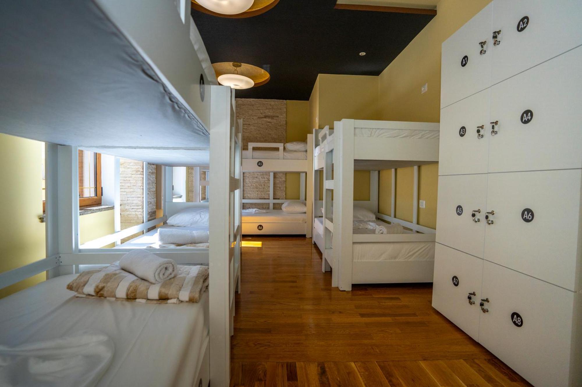 Terrace Hostel & Lounge Bar Shkodër Екстериор снимка