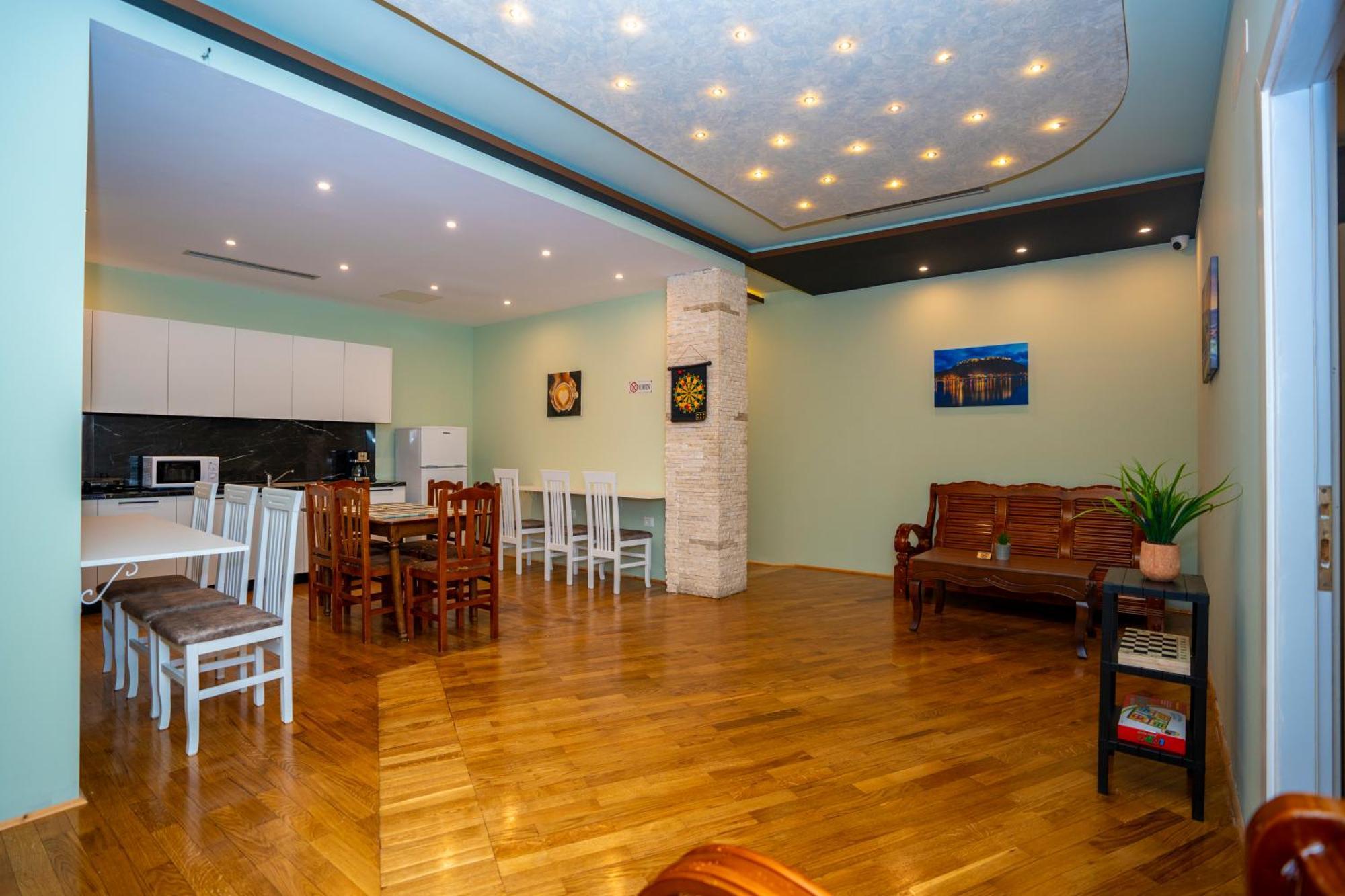Terrace Hostel & Lounge Bar Shkodër Екстериор снимка