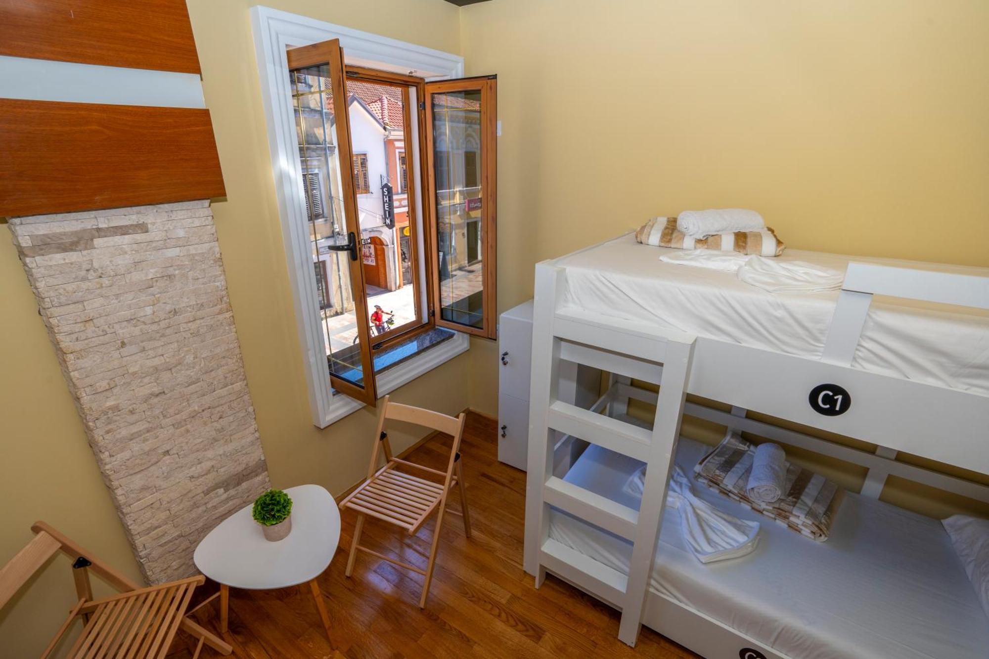 Terrace Hostel & Lounge Bar Shkodër Екстериор снимка
