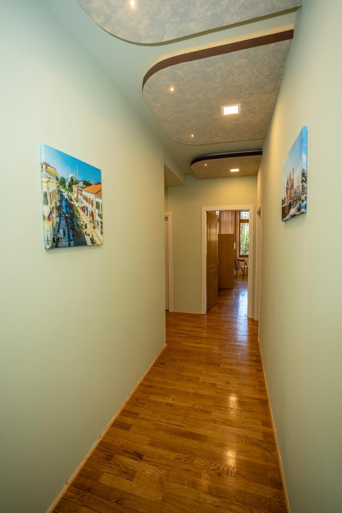 Terrace Hostel & Lounge Bar Shkodër Екстериор снимка