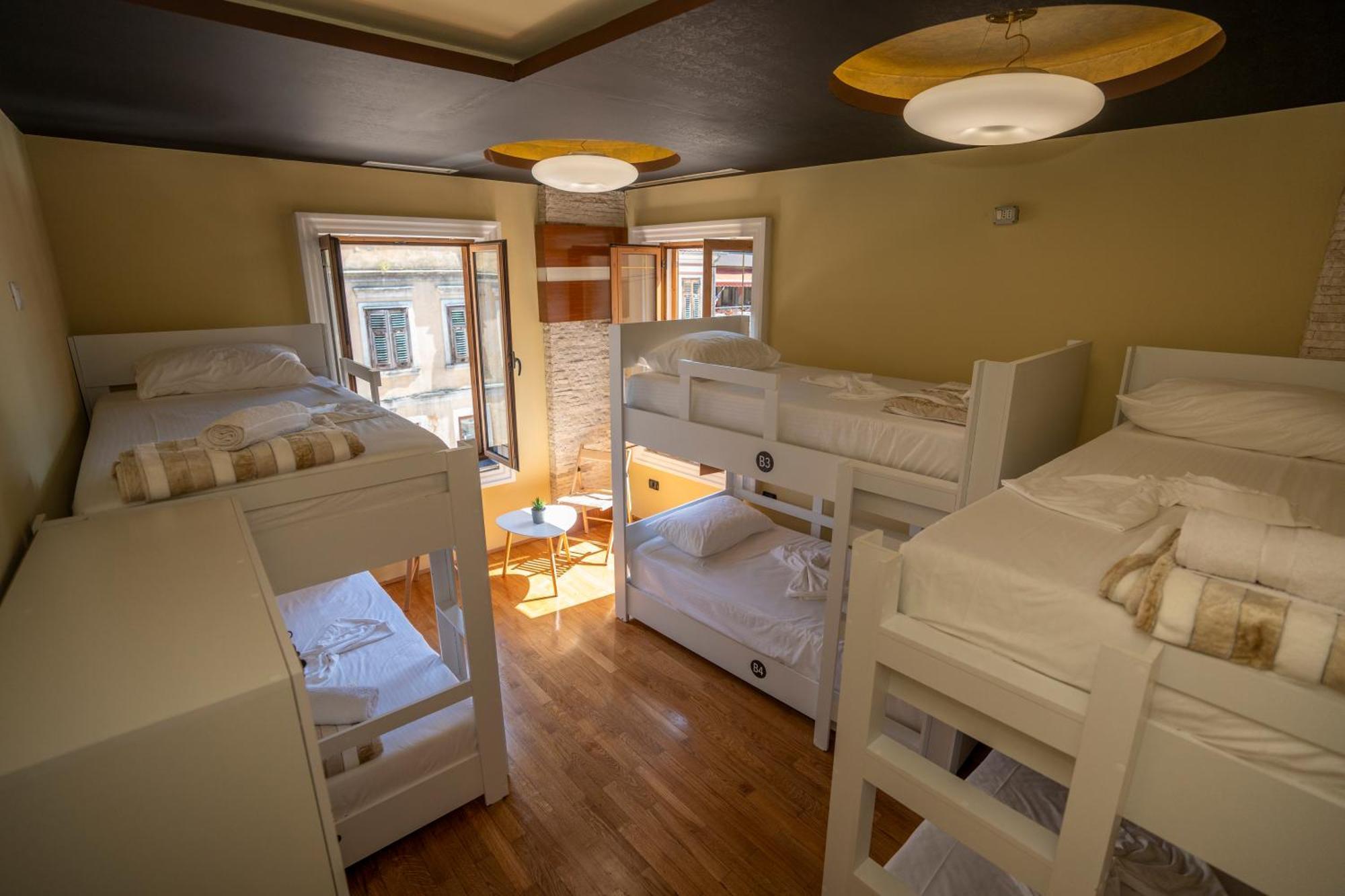 Terrace Hostel & Lounge Bar Shkodër Екстериор снимка
