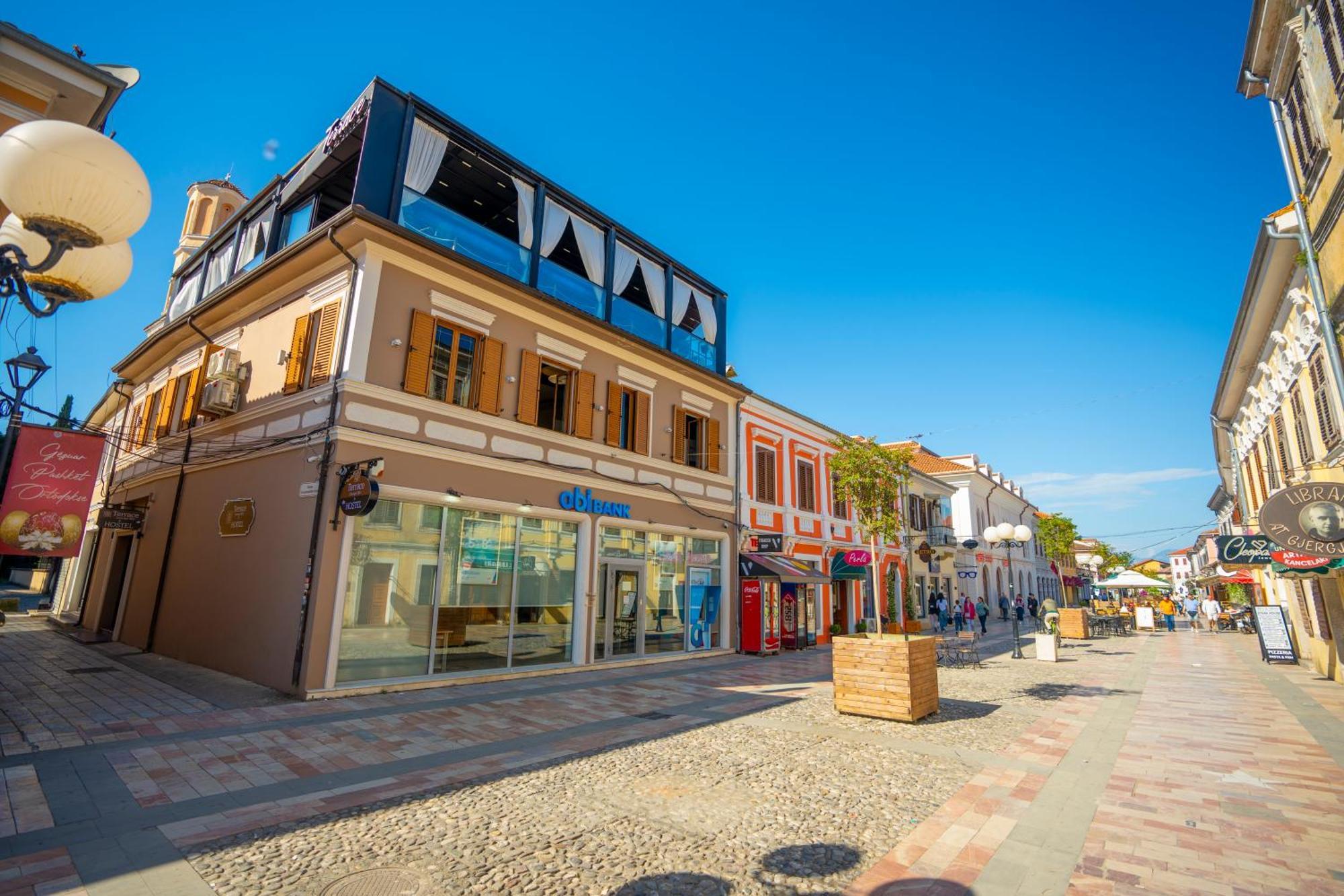Terrace Hostel & Lounge Bar Shkodër Екстериор снимка