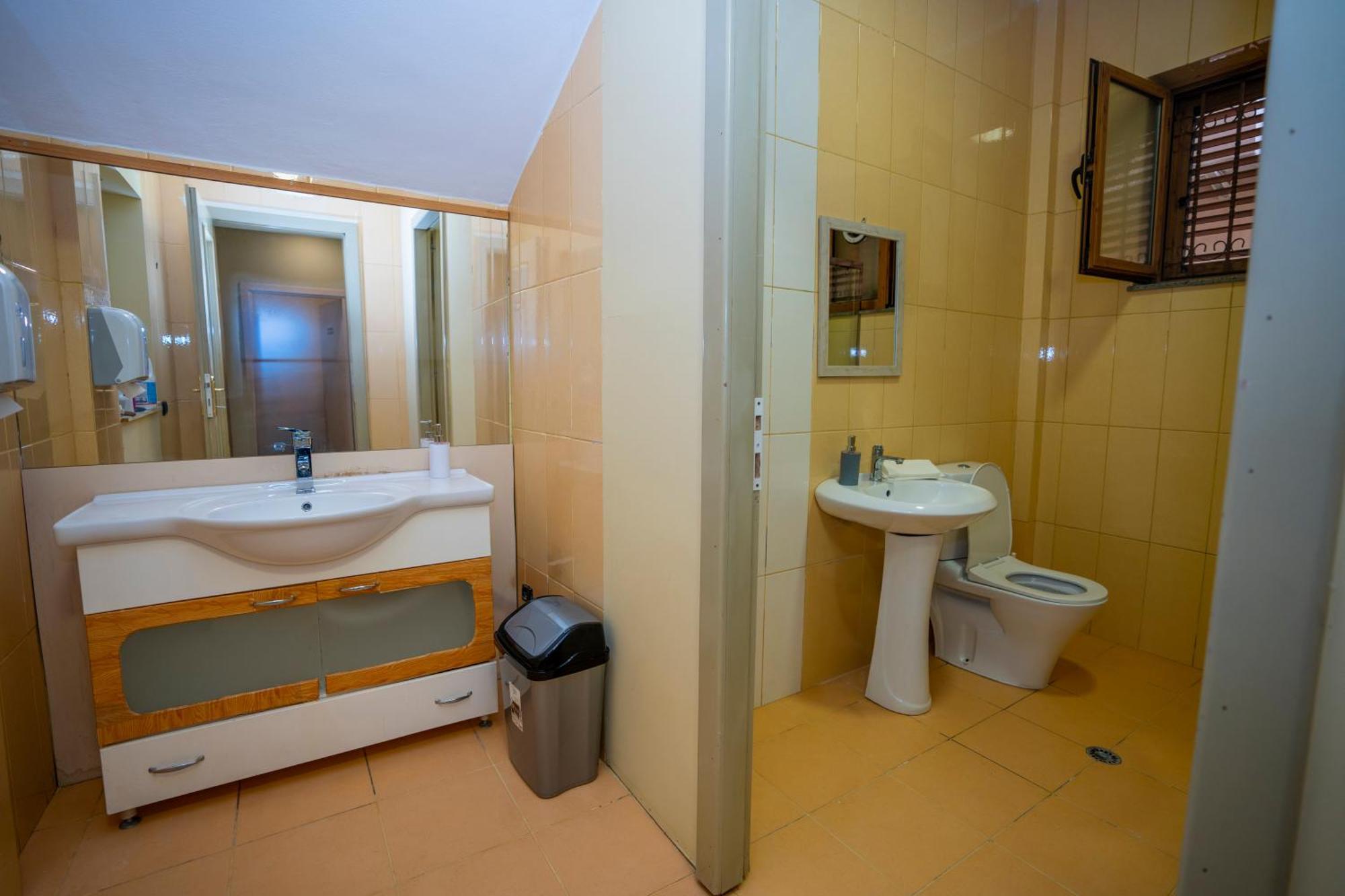 Terrace Hostel & Lounge Bar Shkodër Екстериор снимка
