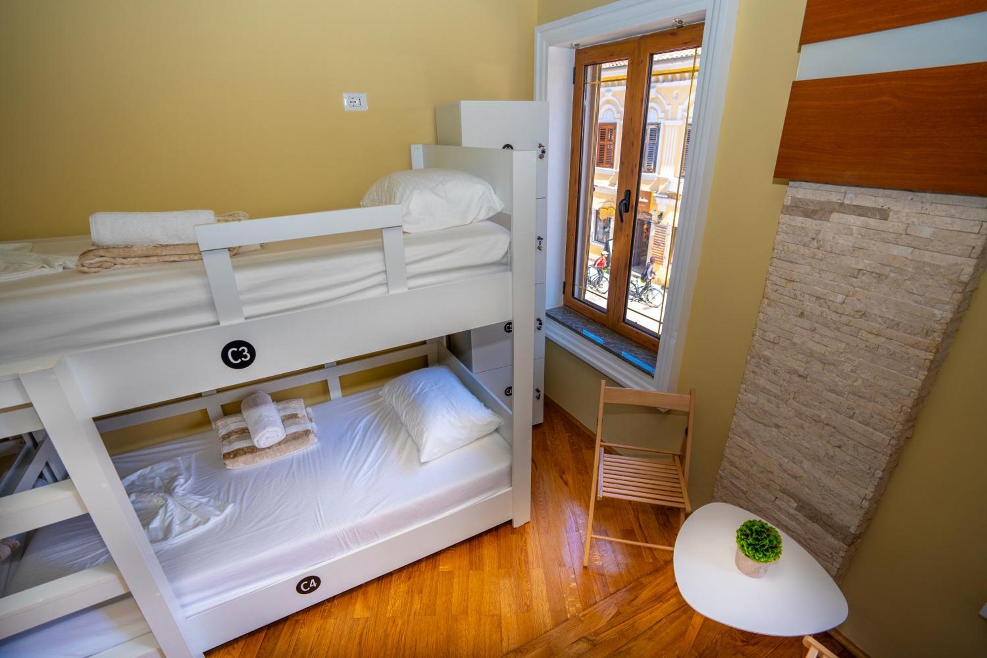 Terrace Hostel & Lounge Bar Shkodër Екстериор снимка